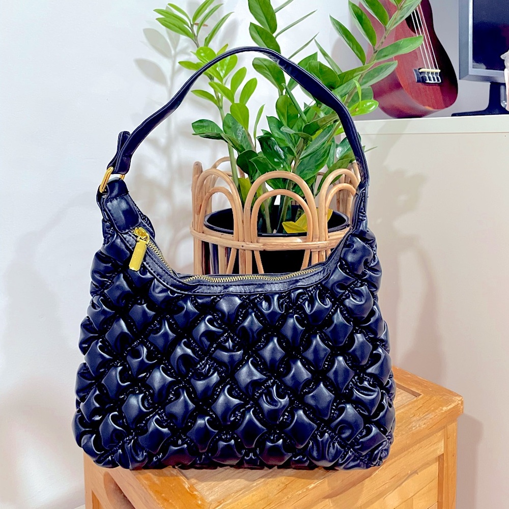 New Black shoulders bag